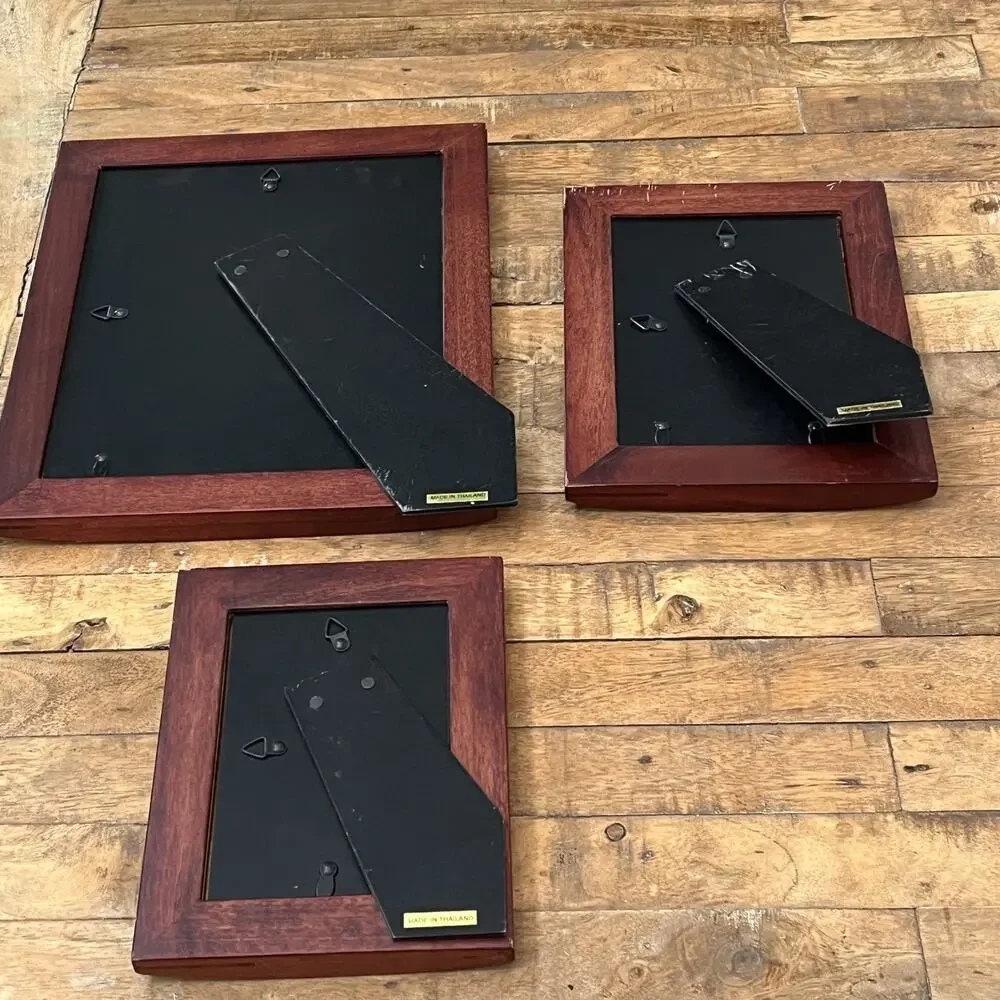 Set of 3 Wooden Picture Frames Different Sizes Red Brown Curved Edge